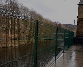 Residential Fencing & Landscaping In Bradford 9